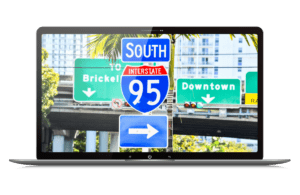 "Interstate 95 South, turn right" su un laptop