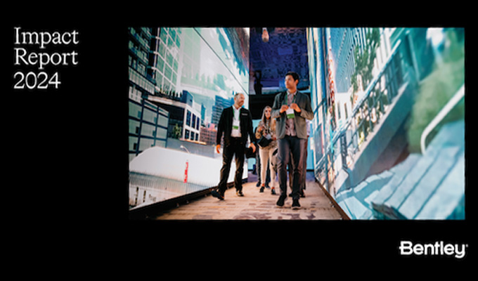 Eine Gruppe von Menschen geht durch einen digitalen Ausstellungsraum mit großen eine Stadtlandschaft zeigenden Bildschirmen – das Titelbild von Bentleys Wirkungsbericht 2025, der die Initiativen für Investorenbeziehungen hervorhebt.