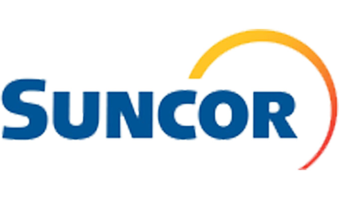 Logo de Suncor Energy comprenant un texte bleu avec un demi-cercle orange.